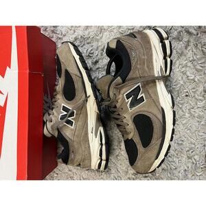 New Balance 2002R Brown Black